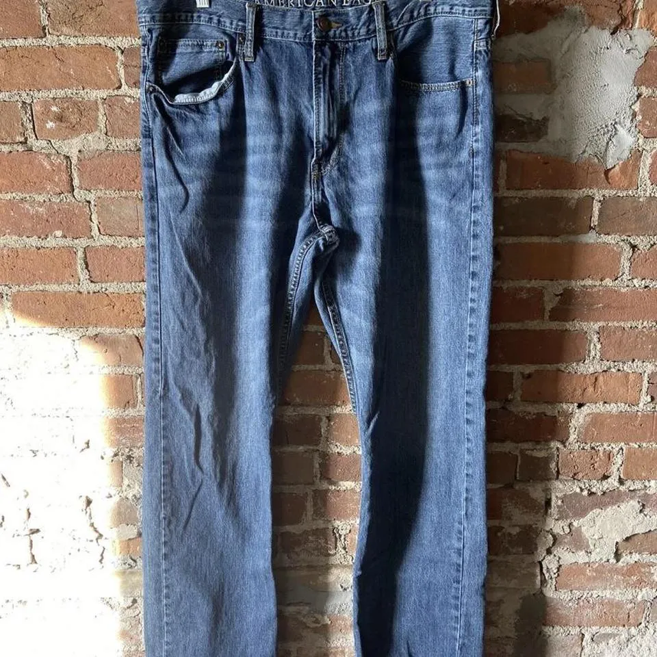 American Eagle Outfitters Men's Blue Jeans