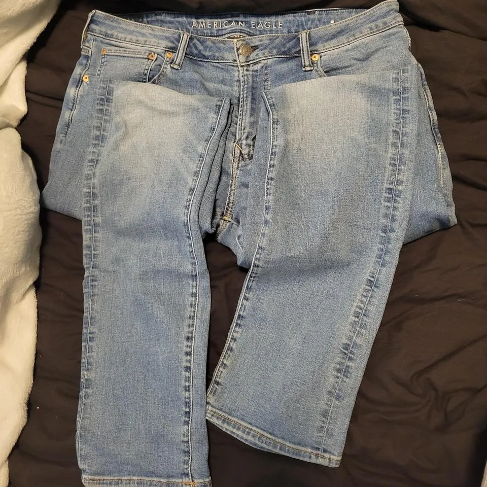 American Eagle Outfitters Men's Blue Jeans