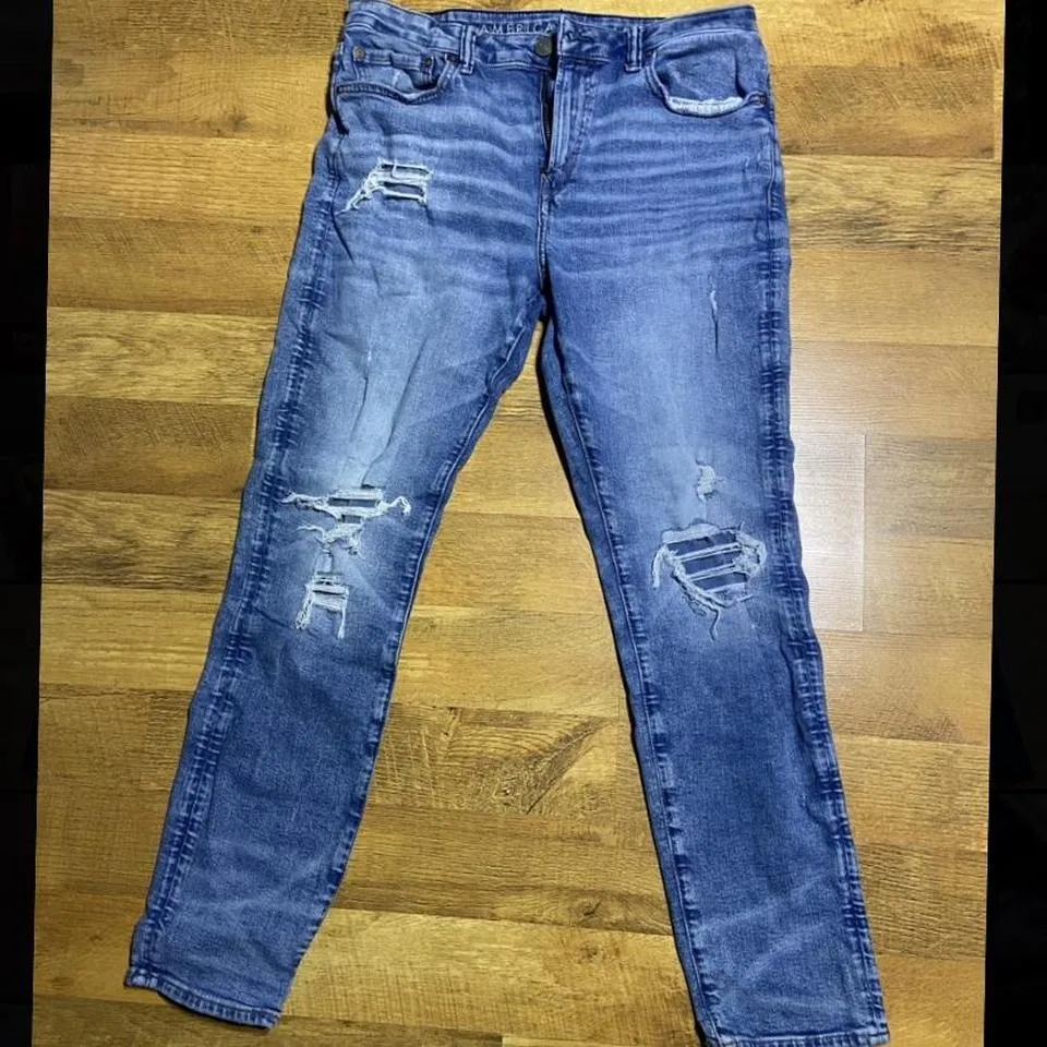 American Eagle Outfitters Men's Blue Jeans