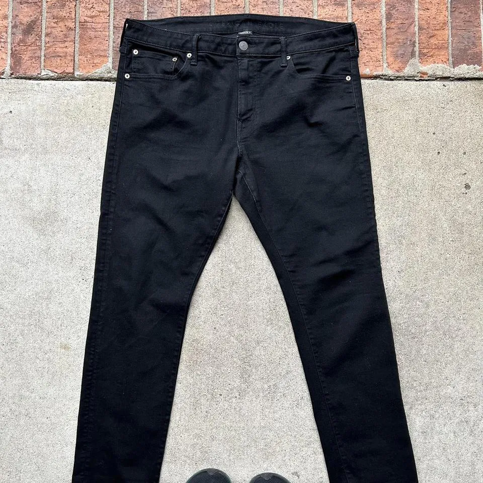 American Eagle Outfitters Men's Black Jeans