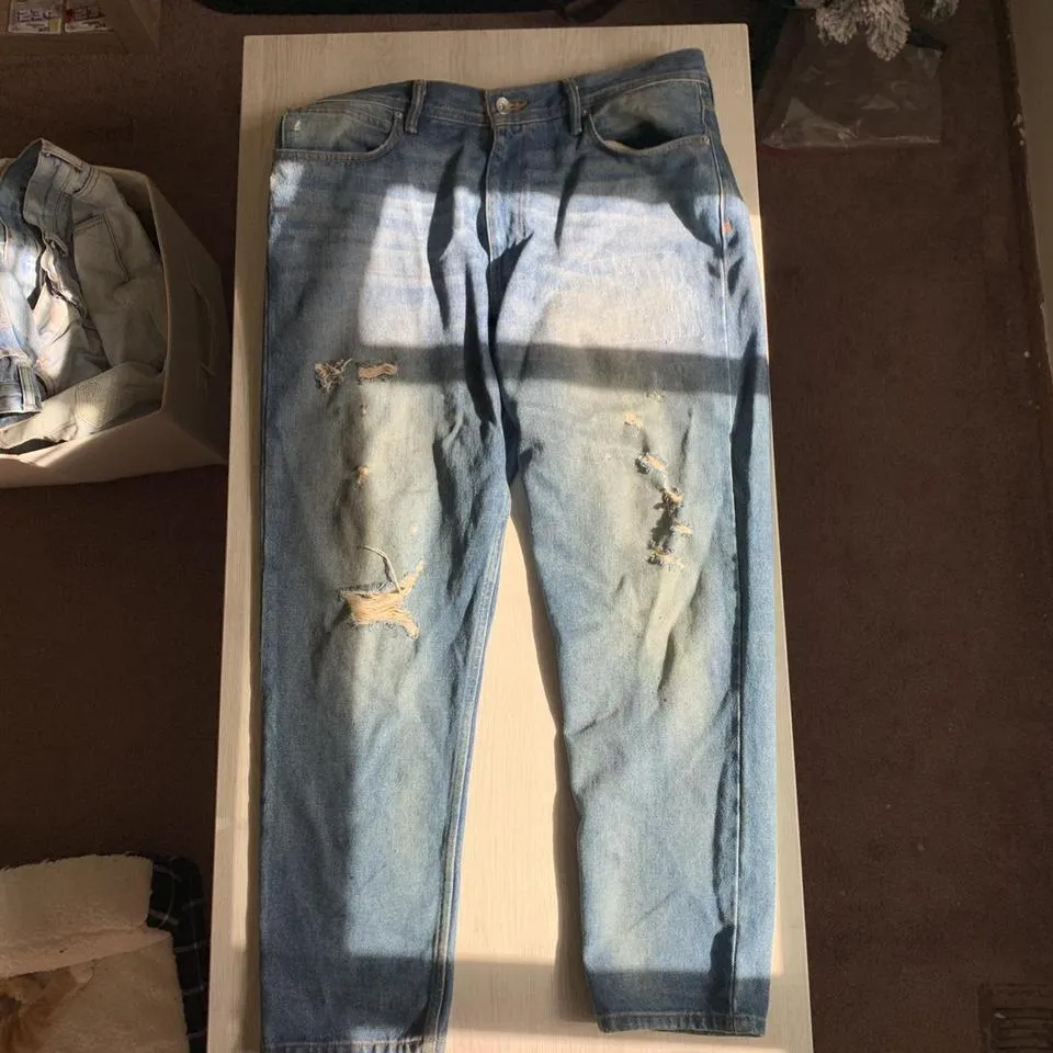 BDG Men's Blue and Navy Jeans