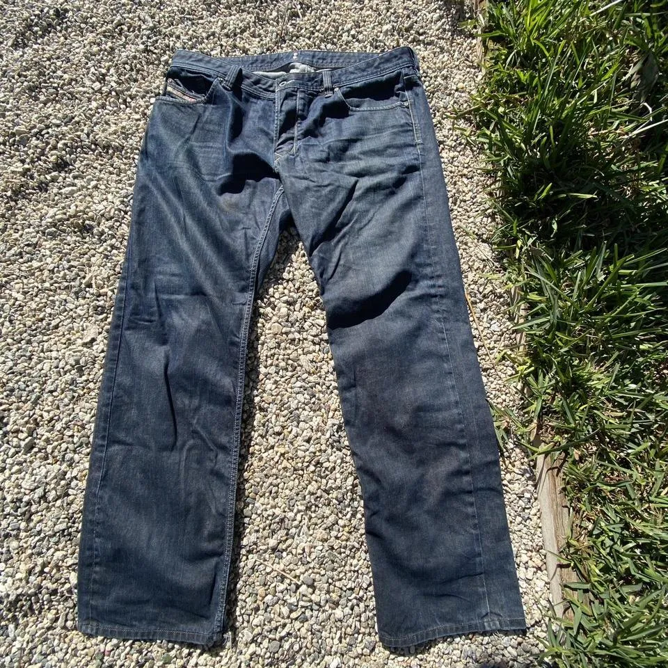 Diesel Men's Blue and Navy Jeans