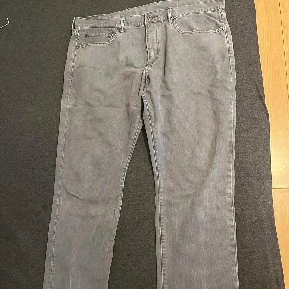 Gap Men's Grey and Silver Jeans