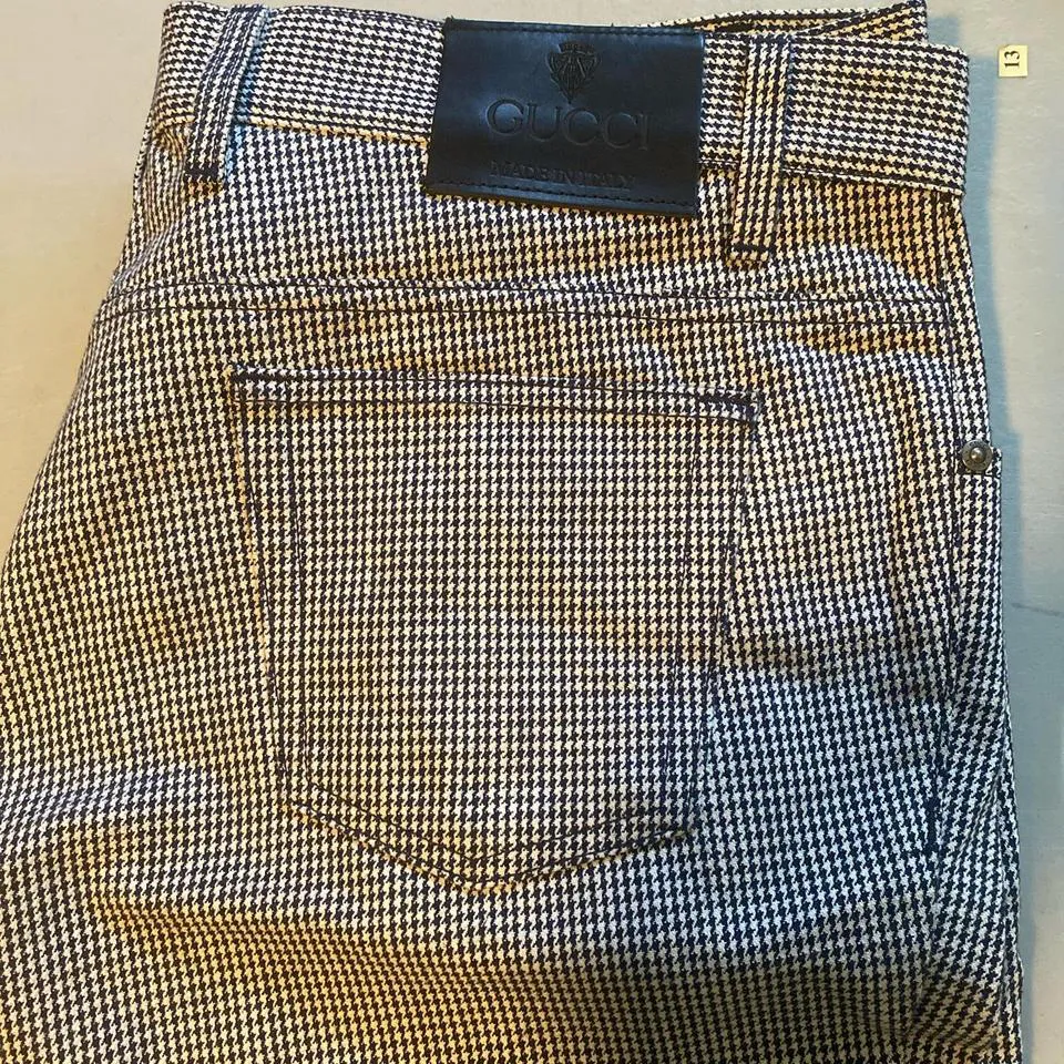 Gucci Men's Grey and White Jeans