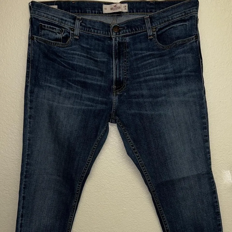 Hollister Co. Men's Blue Jeans