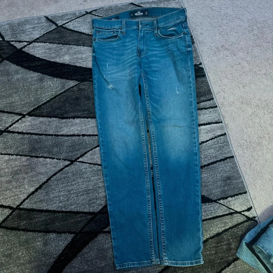 Hollister Co. Men's Blue and Navy Jeans