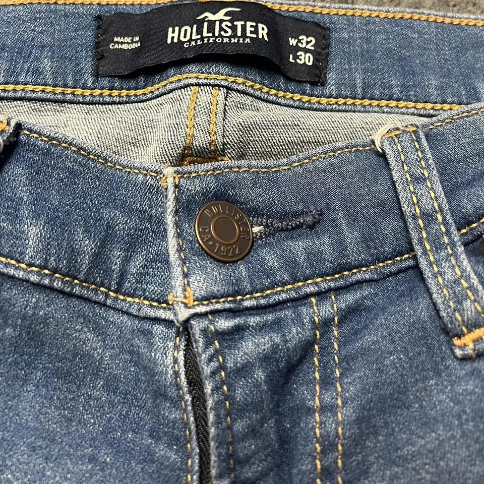 Hollister Co. Men's Blue Jeans