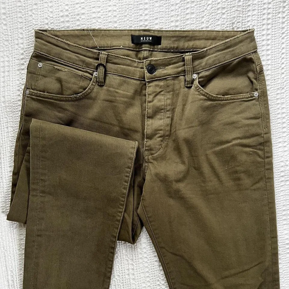 Neuw Men's Green and Khaki Jeans