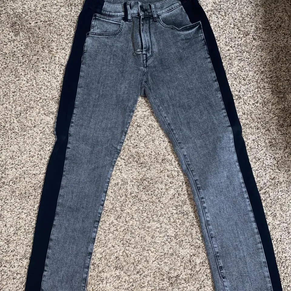 Off-White Men's Grey and Black Jeans