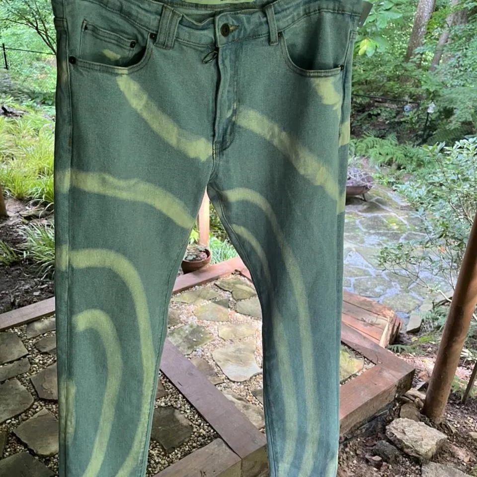 Off-White Men's Blue and White Jeans