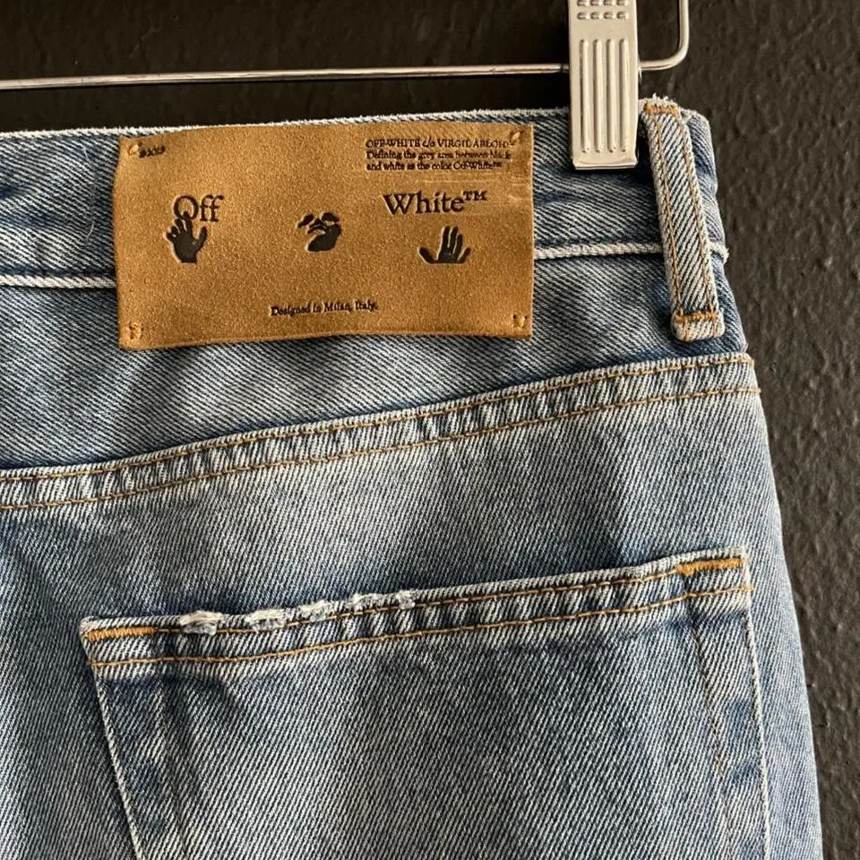 Off-White Men's Blue and White Jeans