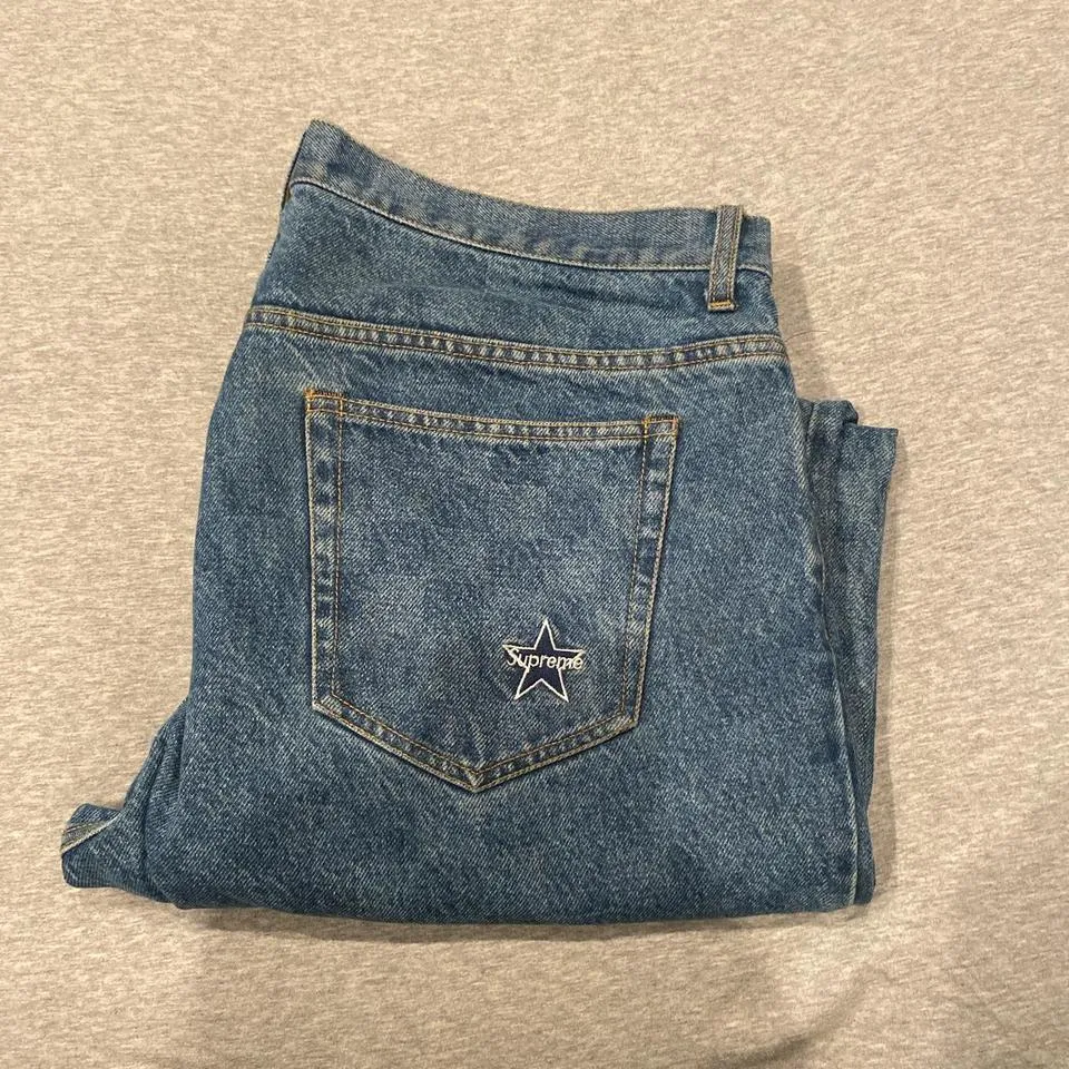 Supreme Men's Navy and Blue Jeans