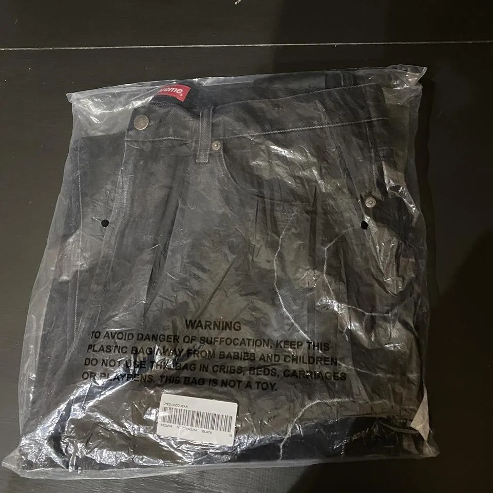 Supreme Men's Black Jeans