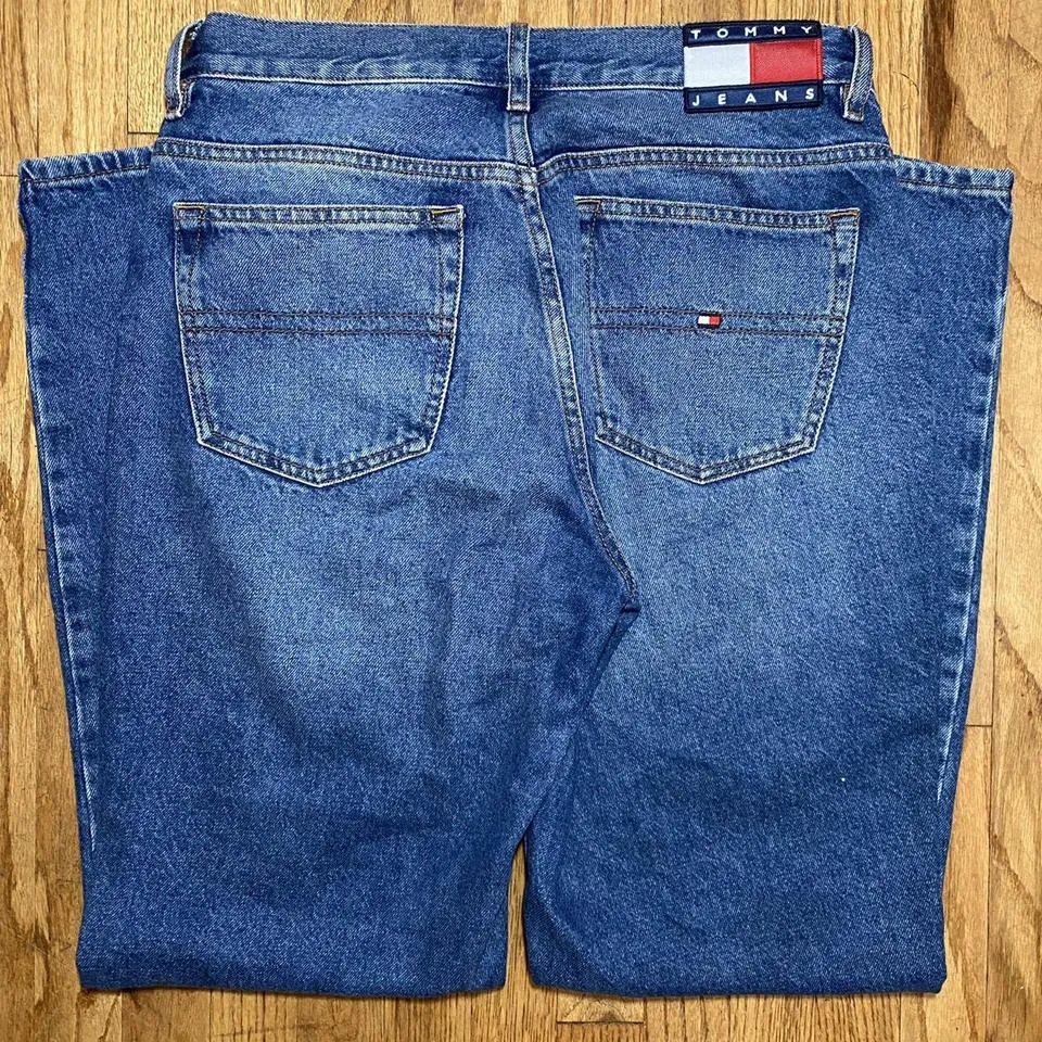 Tommy Hilfiger Men's Blue and Red Jeans