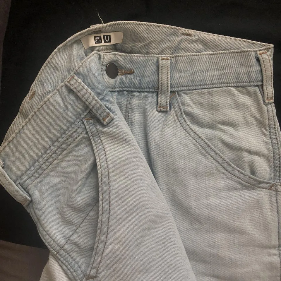 UNIQLO Men's Blue Jeans
