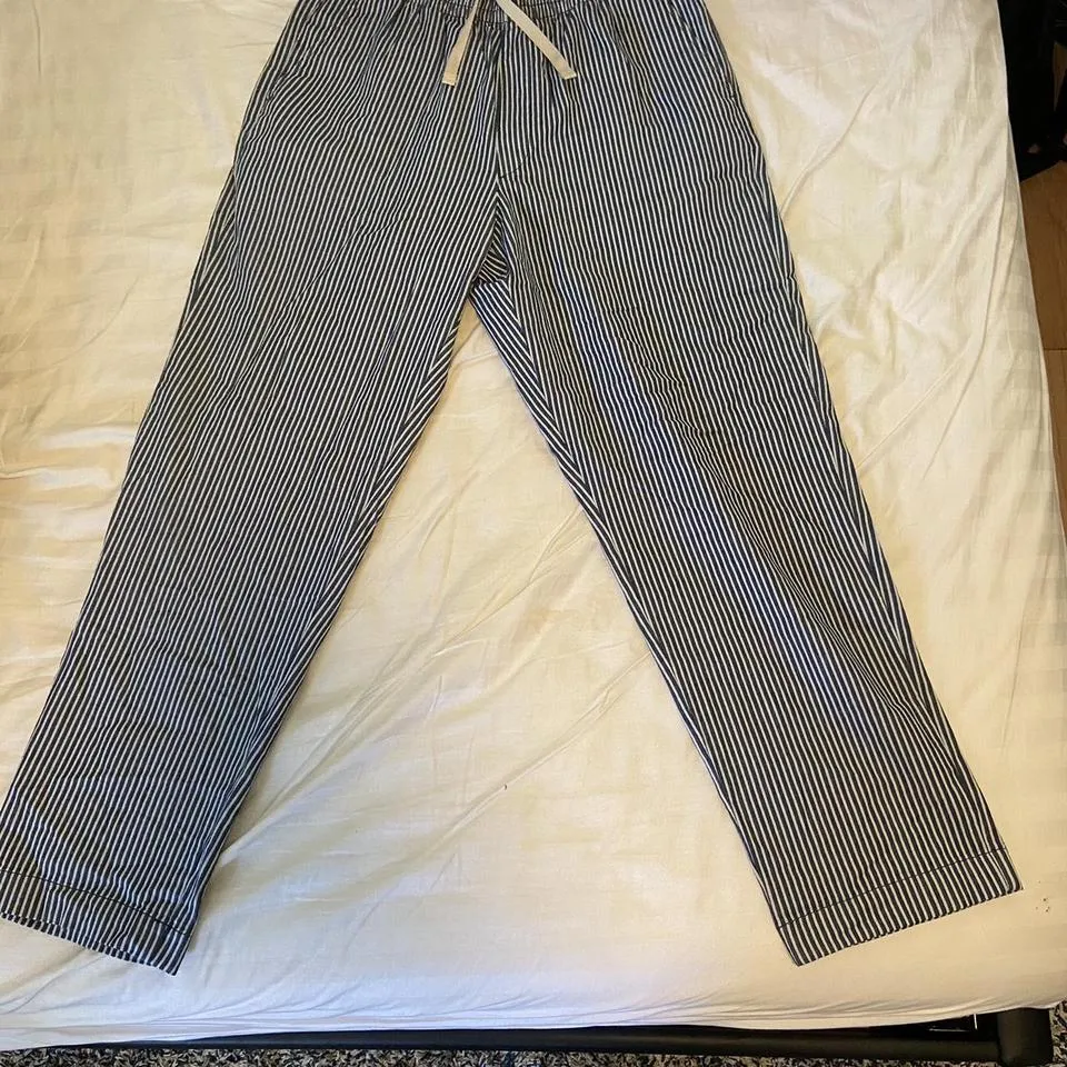 UNIQLO Men's Blue and White Jeans