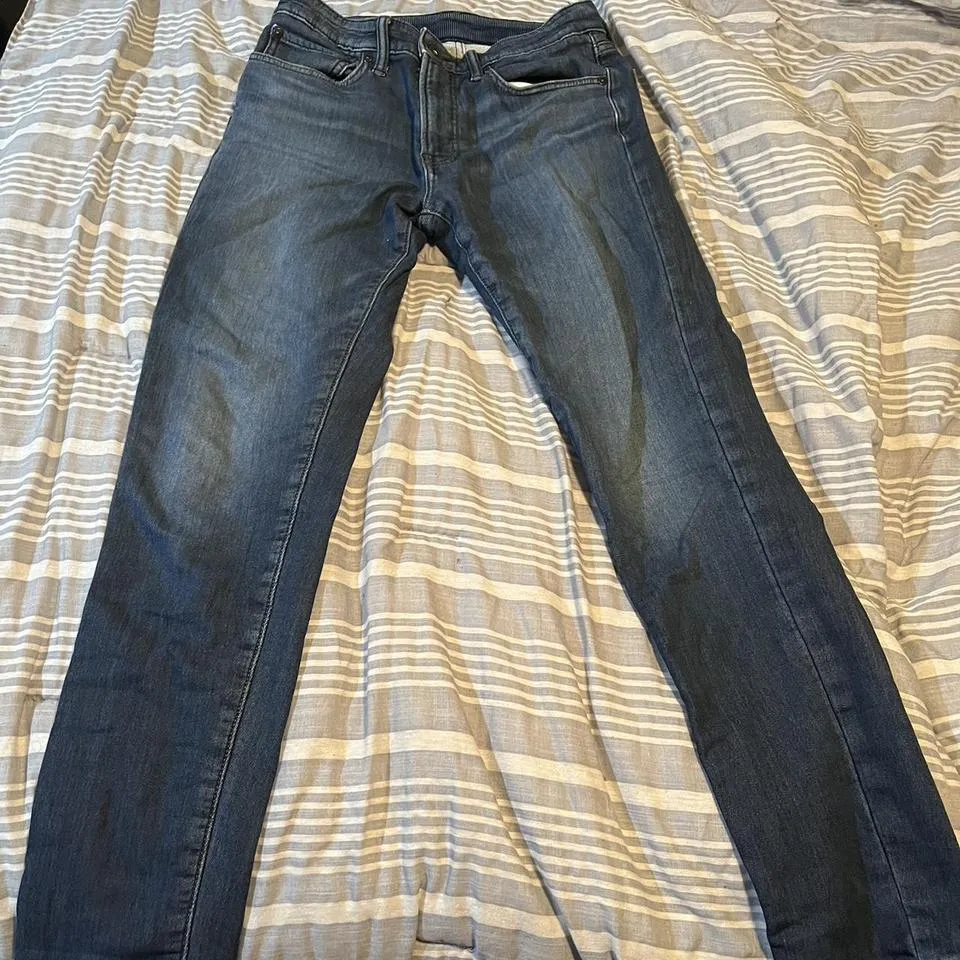 UNIQLO Men's Blue Jeans