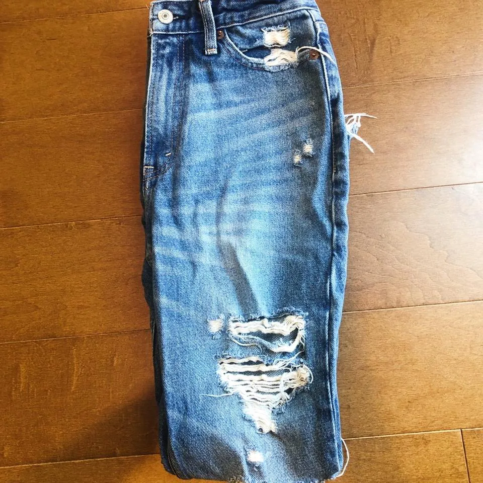 Abercrombie & Fitch Women's Navy and Blue Jeans