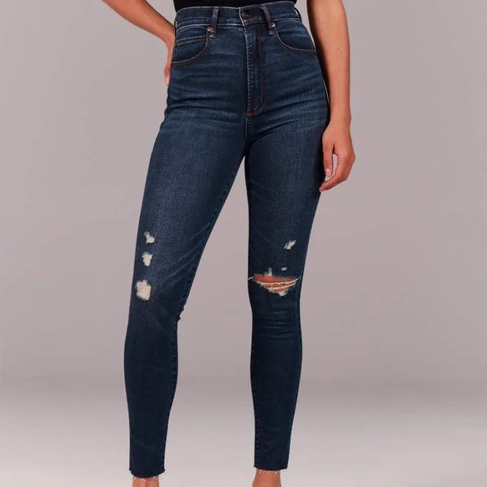 Abercrombie & Fitch Women's Navy Jeans