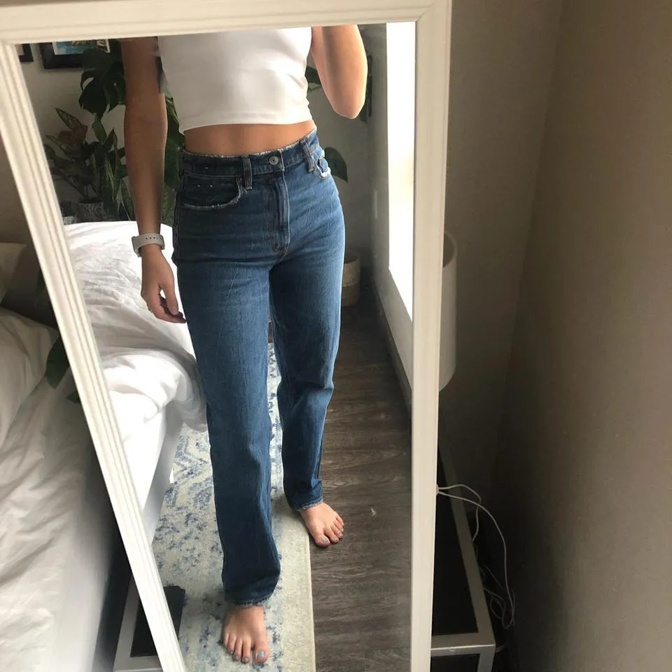 Abercrombie & Fitch Women's Blue and Navy Jeans