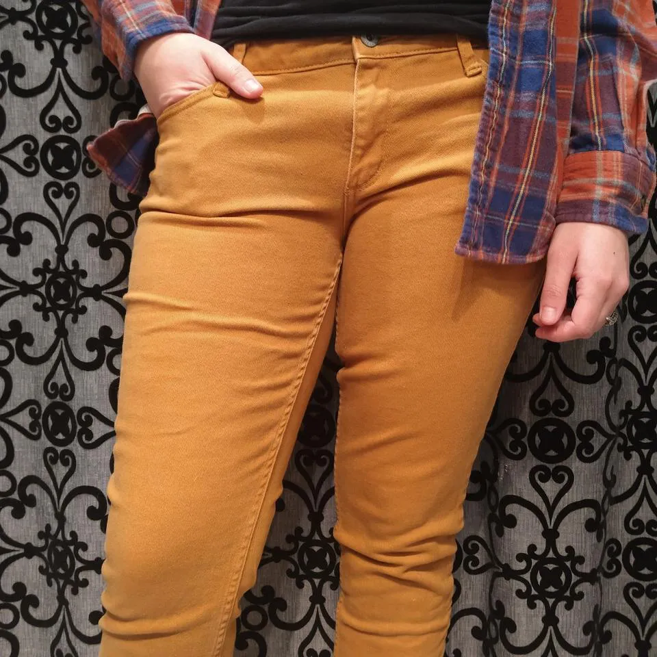 Arizona Women's Tan and Yellow Jeans