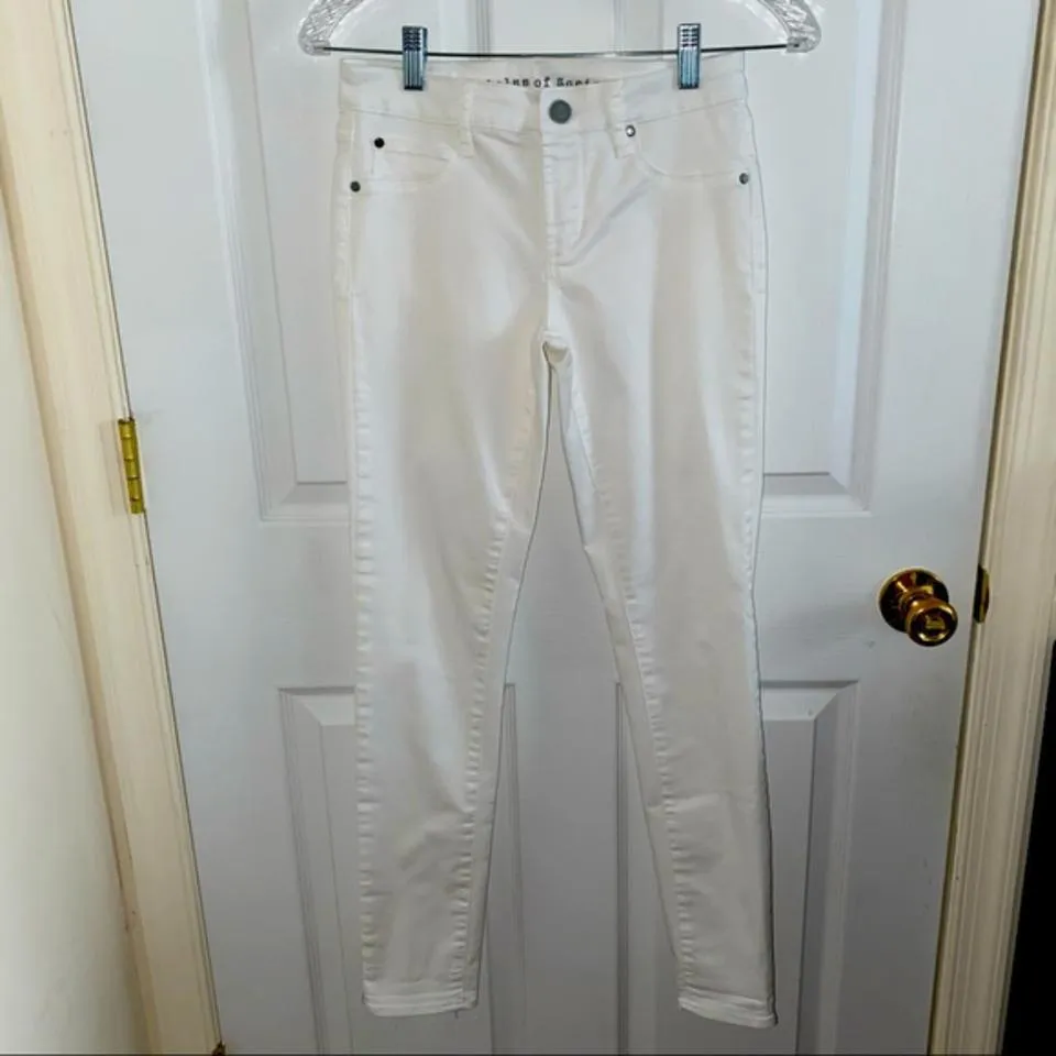 Articles of Society Women's White Jeans