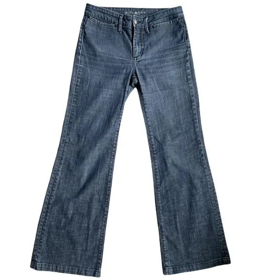 Banana Republic Women's Blue and Navy Jeans