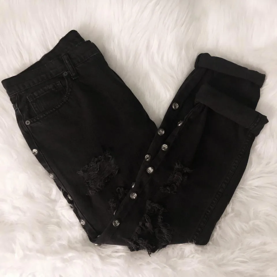 BDG Women's Black and Grey Jeans