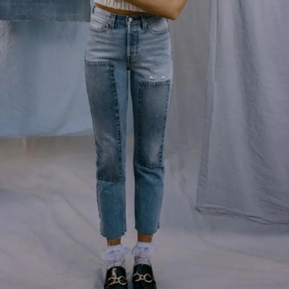 BDG Women's Blue and Navy Jeans