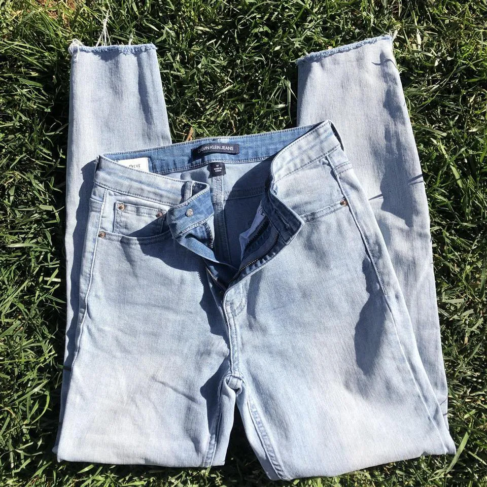 Calvin Klein Women's Blue Jeans