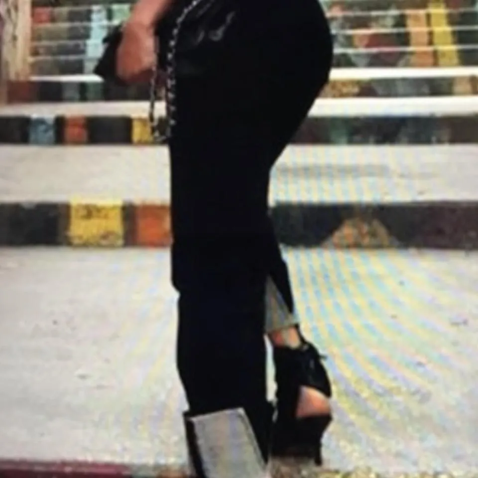 CELINE Women's Black and Grey Jeans