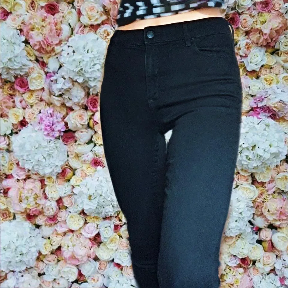 Club Monaco Women's Black Jeans
