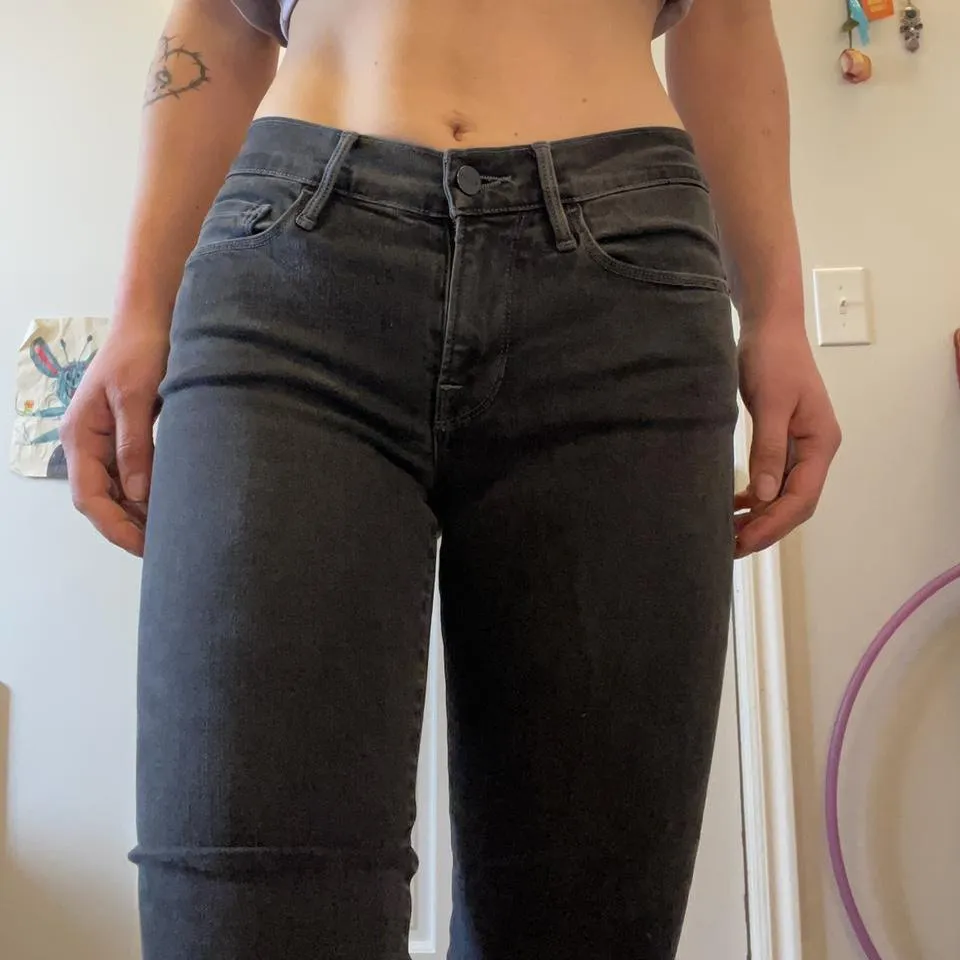 Frame Women's Black and Grey Jeans