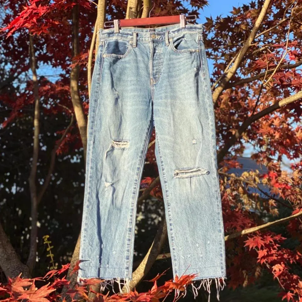 Gap Women's Blue and White Jeans