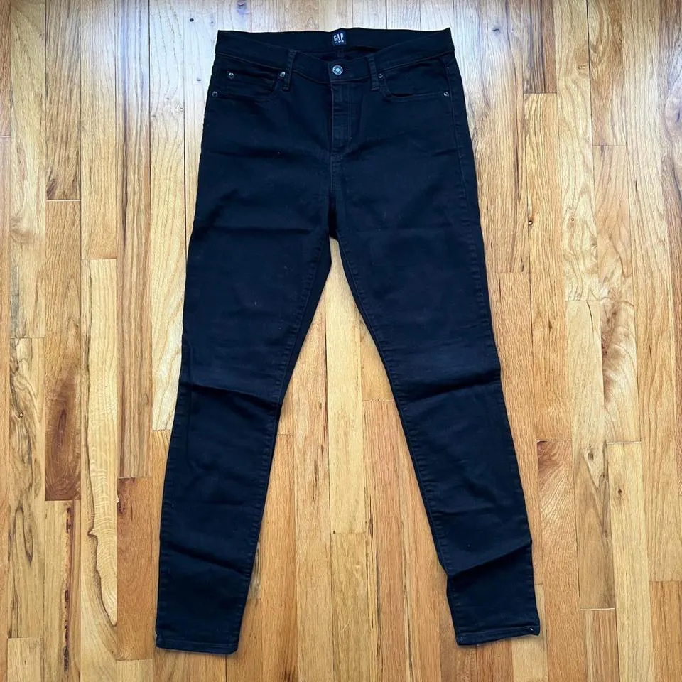 Gap Women's Black Jeans