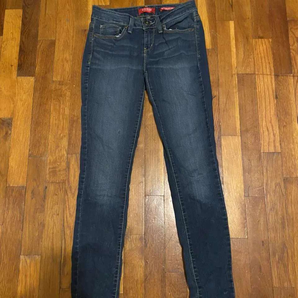 Guess Women's Navy and Red Jeans