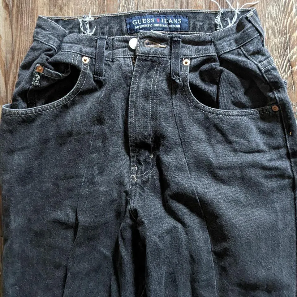 Guess Women's Black and Grey Jeans