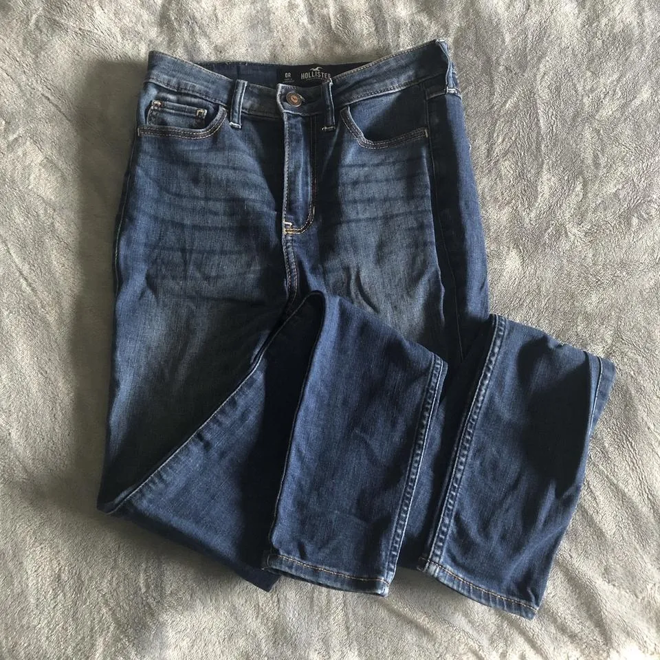 Hollister Co. Women's Blue and Navy Jeans