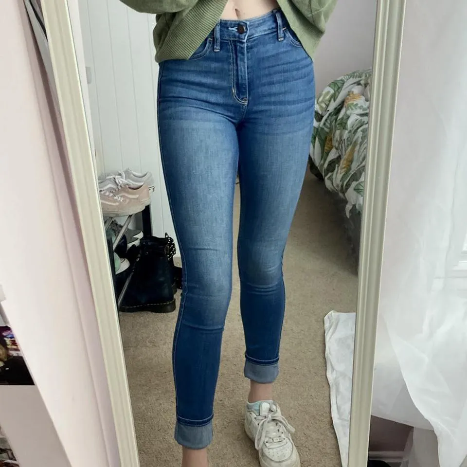 Hollister Co. Women's Navy and Blue Jeans