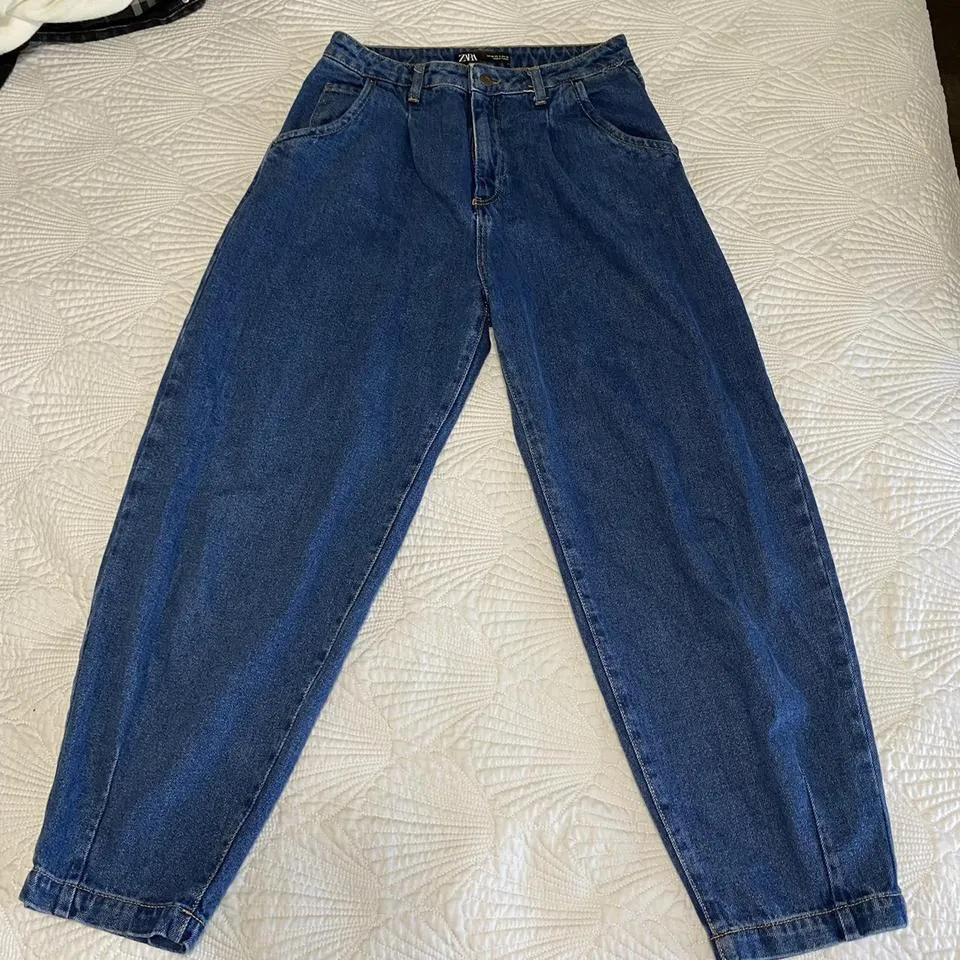 Zara Women's Blue and Navy Jeans