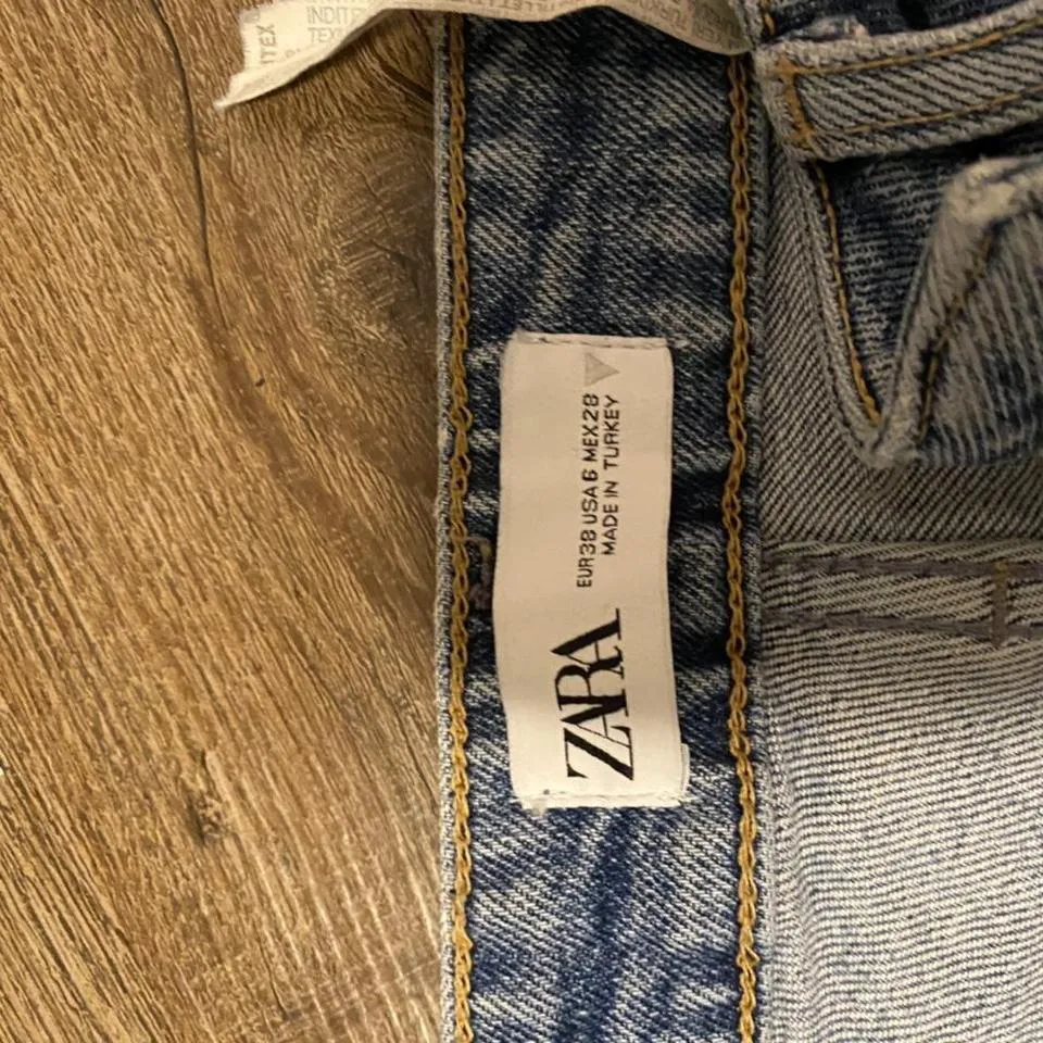 Zara Women's Blue Jeans